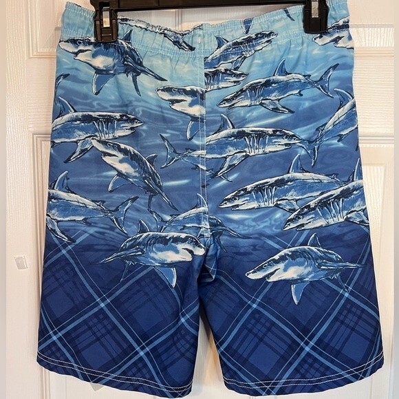Pipeline boys Shark Swim Trunks size 10/12 - Picture 2 of 5
